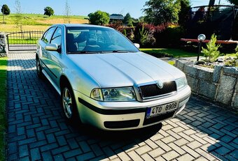 Prodám zachovalou Škoda Octavia 1.9tDi12/2006 první majitel - 6