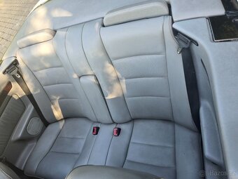 Mercedes E320 Cabrio - 6