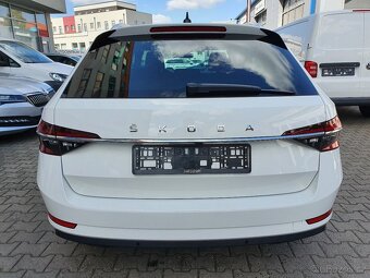 Škoda Superb iV Combi 1.4TSI 160kW DSG Style Matrix Ambient - 6