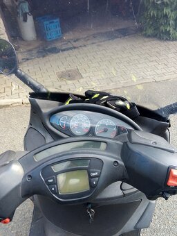 Prodám Piaggio X9 250 - 6