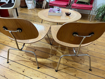 Vitra - Designový stůl a židle od Raye a Charlese Eamesových - 6