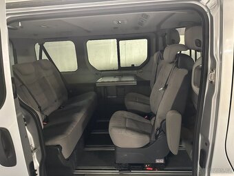 Camper s postelí a možností kuchyňky - 6