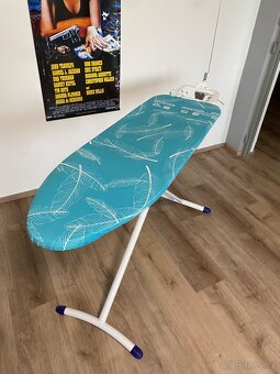 Žehlička Philips + žehlící prkno Leifheit - 6