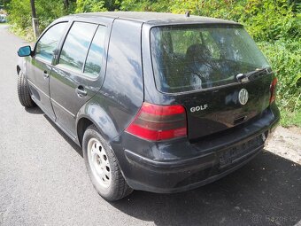 Volkswagen Golf 1.6 KLIMA, TP DE, ZÁVADA - 6