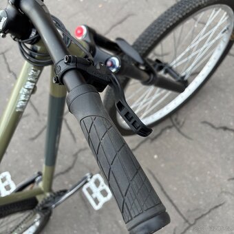 Dirt Ravo Arsenal 2007 - 6