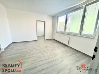 Pronájem, byty/2+1, 49 m2, Na Valtické 442/22, Charvátská No - 6