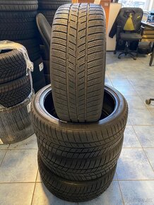 225/40 R19 Barum Polaris 5 - 6