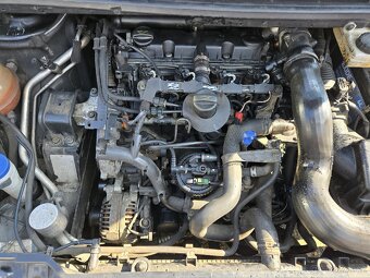 Peugeot 307 2.0 hdi - 6