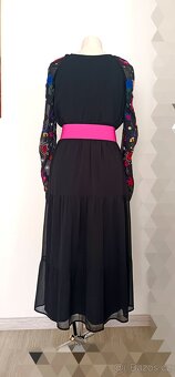 Vyšívané šaty Desigual - 6