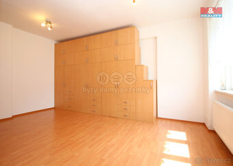 Pronájem bytu 1+1, 45 m², Hradec Králové, ul. Bidlova - 6