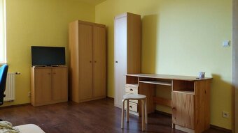 Pronájem bytu 2+KK Hrušovany u Brna - 6