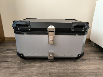 Zadní motokufr TopCase 65L hliníkový stříbrný - 6