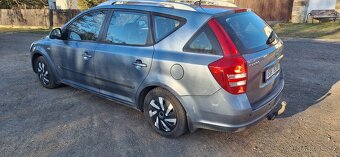 Kia Ceed SW 1.6 CRDI 85kw - 6