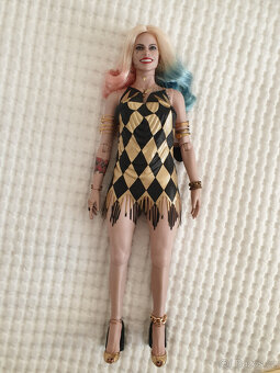 Harley quinn Dancer Dress 1/6 hot toys , sideshow - 6