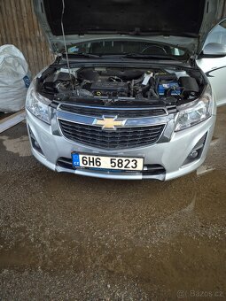 Chevrolet Cruze kombi 1.4 turbo 103 kW - 6