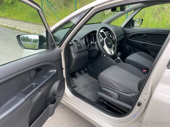 Kia Venga 1,4i 65000KM - 6