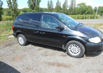 Chrysler Voyager 2,8 110 kW nafta - 6