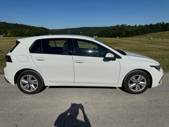GOLF VIII 1.5TSI 96kW LIFE ACC KAMERA LED KOUPENO V ČR DPH - 6