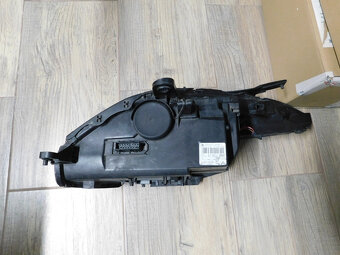 Citroen C6 pravé predné svetlo Bixenon rok 2007 - 6