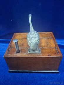 Zásobník a podavač na cigarety - 6