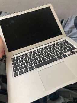 MacBook Air 13 - 6