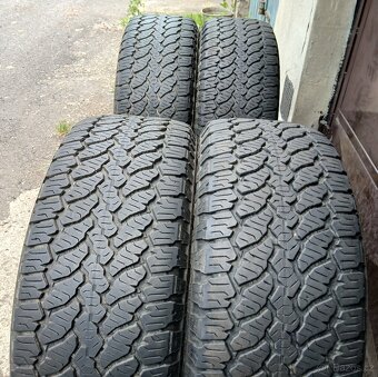 zimní pneu 255/60 r18 - 6