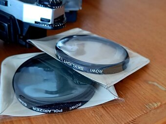 FOTO konvolut-fotoaparáty, blesky, objektivy, filtry, kamera - 6