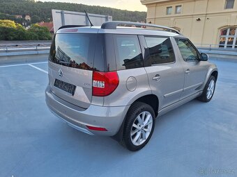 ŠKODA YETI 2.0 TDI R.2016 XENON - 6