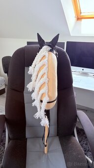 Hobby Horse - 6