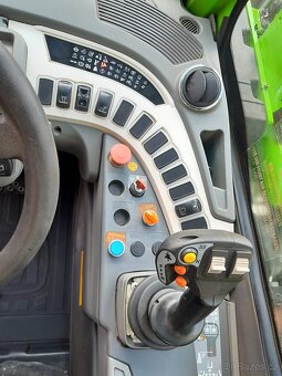 Teleskopický manipulátor MERLO TF30.9 a TF33.7-115 - 6