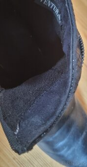 Dámské černé kožené kotníkové zimní boty - 6