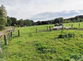 Zavedená farma s pozemky ve Starých Splavech - 6