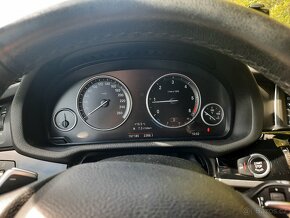 BMW X3 2.0 Nafta 140 Kw X-drive rok 2017 - 6