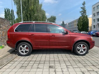 Volvo XC90 2.4 AUT MOMENTUM, KŮŽE 7 MÍST TOP STAV - 6