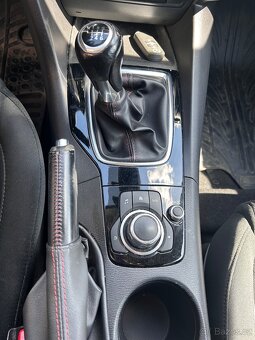 Mazda 3 - 6