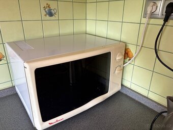 Prodám kuchyňskou linku včetně spotřebičů Fagor - 6