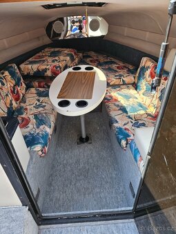 Kajutova lod crownline 23 - 6