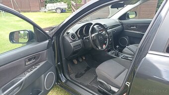 Mazda 3 1,6 benzín - 6