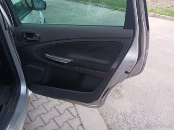 Prodám Ford Smax - 6