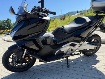 Honda Forza 750 TOP STAV - 6