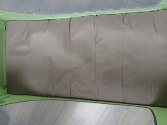 Cestovní postýlka - 6