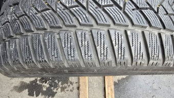 Zimní pneu 245/45/18 Dunlop - 6