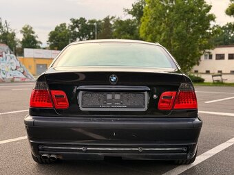BMW e46 325i M-Packet 1 manuál - 6
