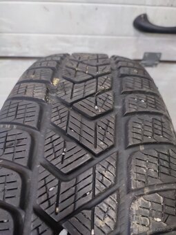 215/65/17 99H ZIMNÍ PIRELLI 2X DOT 3119 - 6