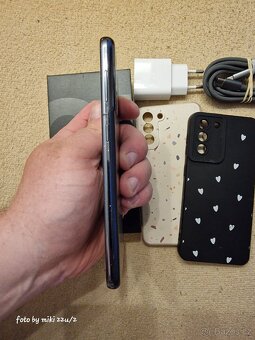 Prodám Samsung Galaxy S21 8/128gb tmavě šedý - 6