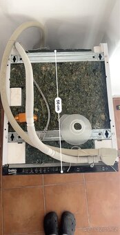 Vestavná myčka BEKO - model BDUN15O30X - 6