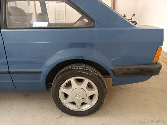 Ford Escort - 6