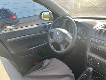 Škoda Octavia 2 tour 1.6 mou rok 2012 - 6