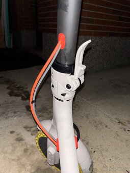 Elektrická koloběžka Xiaomi Mi Scooter 3 - TOP Stav - 6