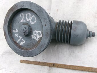 prodám různé hasičské vybavení, autosoučástky, plechové nádr - 6